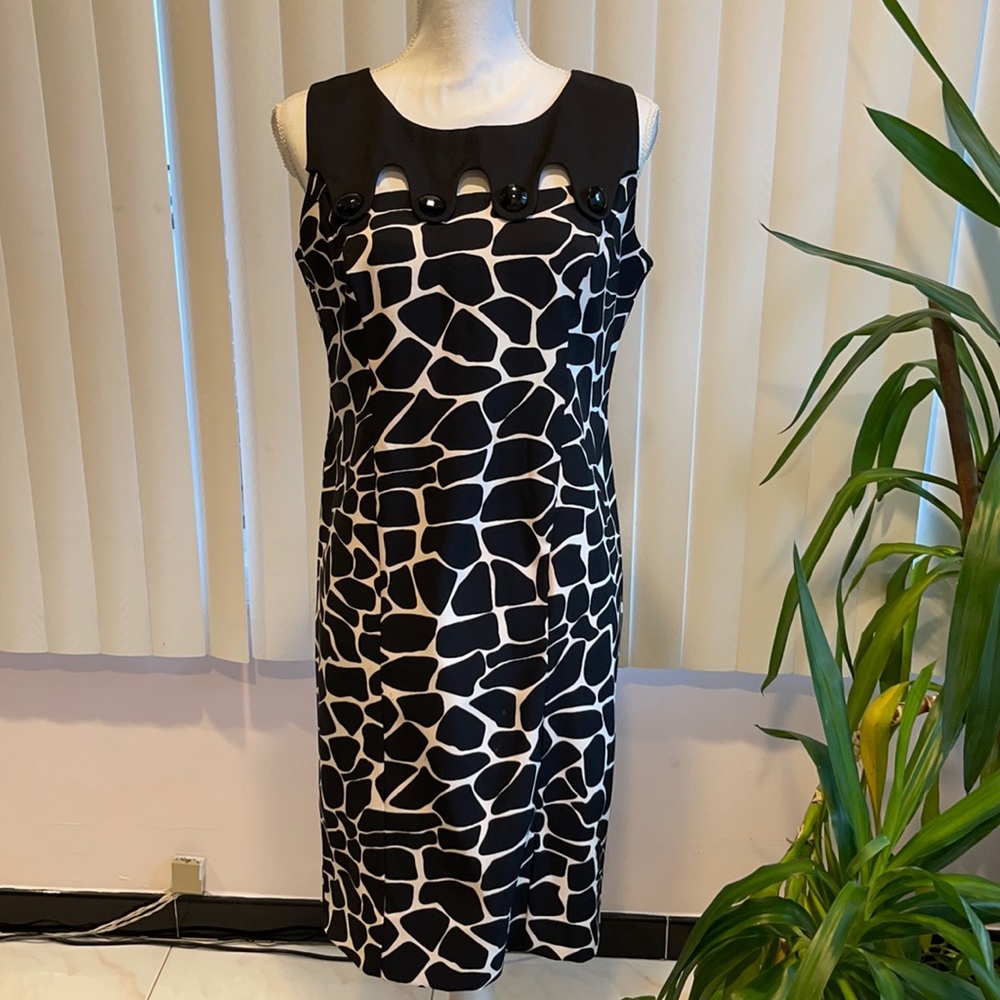NWOT DANNA KEY sheath dress